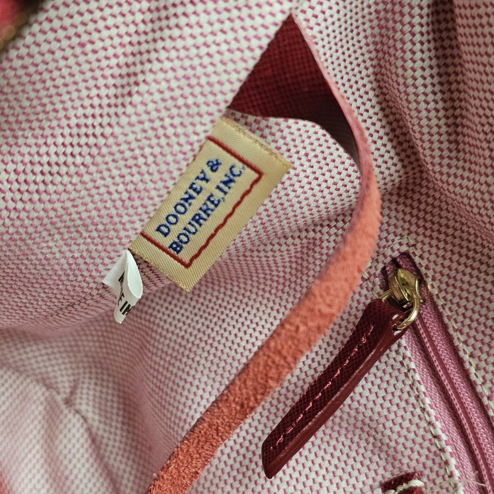 Dooney & Bourke Hobo Bucket Bag Canvas Hearts Signature Gray & Red Y2K DH29 - Picture 10 of 11